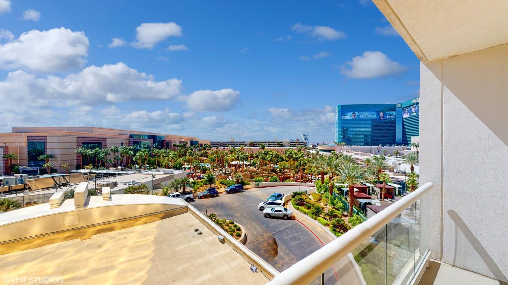 Lady Luck'S Vista - Private Balcony - Full Kitchen - Two Full Baths - Jetted Tub - Full Mgm Grand Resort Access W No Resort Fee At Mgm Signature ลาสเวกัส ภายนอก รูปภาพ